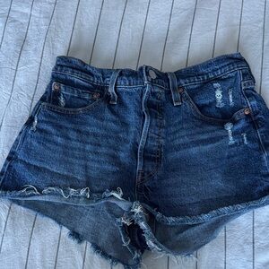 Levi’s 501 Denim Distressed Women Shorts